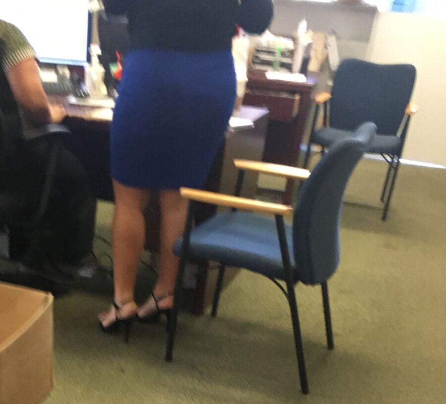 Free porn pics of Office whores 9 of 25 pics