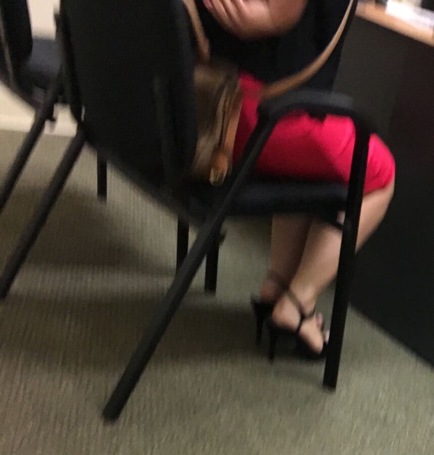 Free porn pics of Office whores 16 of 25 pics