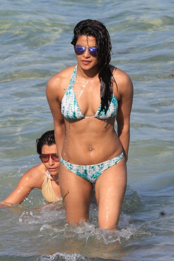 Free porn pics of Priyanka Chopra Swimming in a Bikini on a Miami Beach 8 of 61 pics