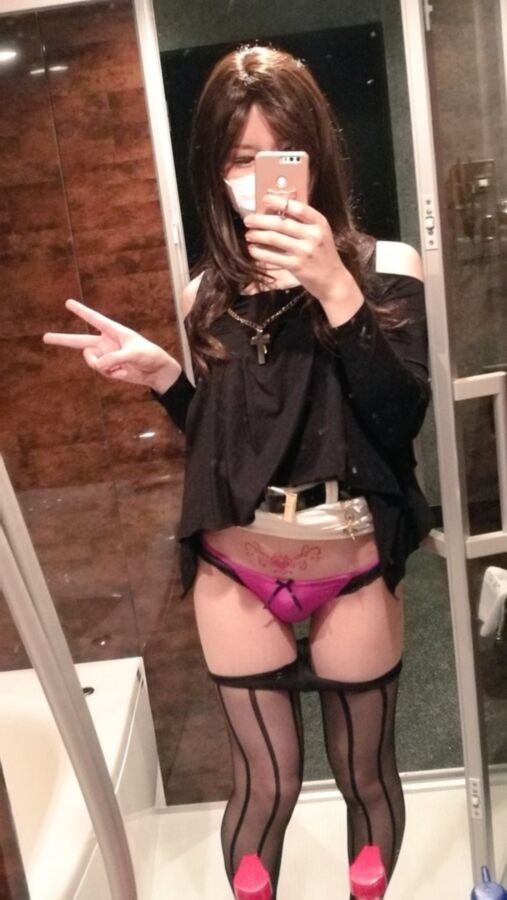 Free porn pics of Sexy Japanese cd 2 of 48 pics