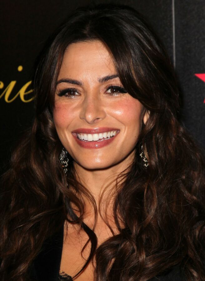 Free porn pics of Sarah Shahi - Sexy smile 8 of 114 pics