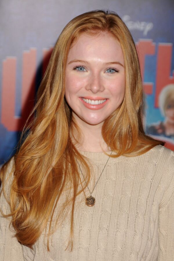 Free porn pics of Redhead beauty Molly Quinn 6 of 96 pics