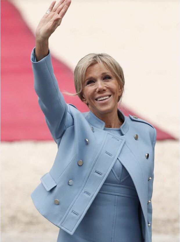 Free porn pics of Brigitte Macron the new French queen 5 of 21 pics