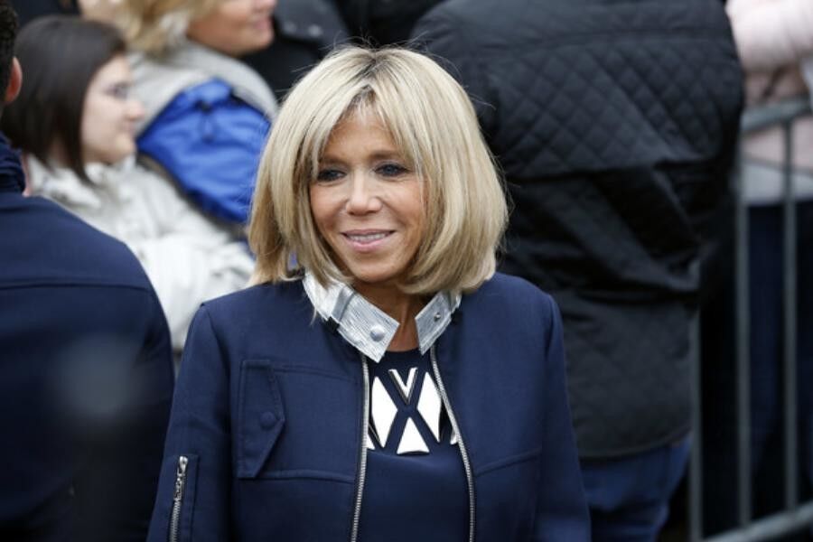 Free porn pics of Brigitte Macron the new French queen 18 of 21 pics