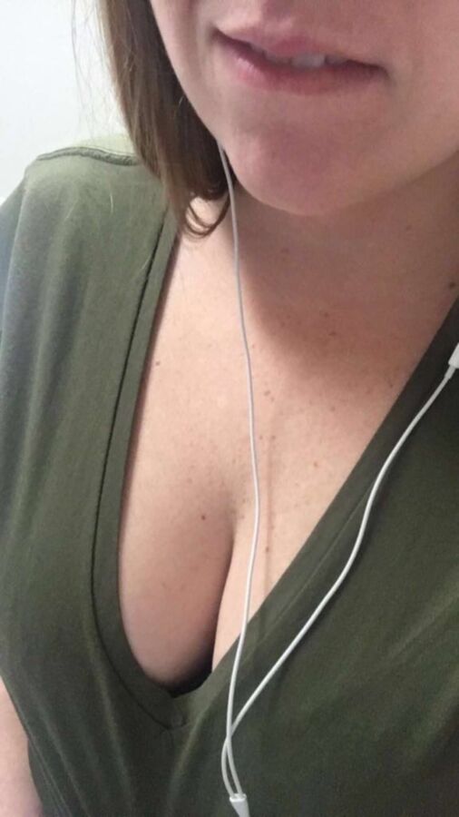 Free porn pics of Snuck Off At Work Again :P 1 of 2 pics