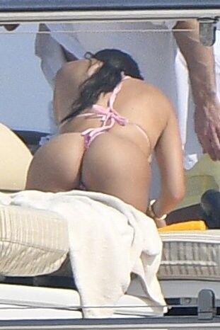 Free porn pics of Celebrity Outdoors- Kourtney 4 of 20 pics