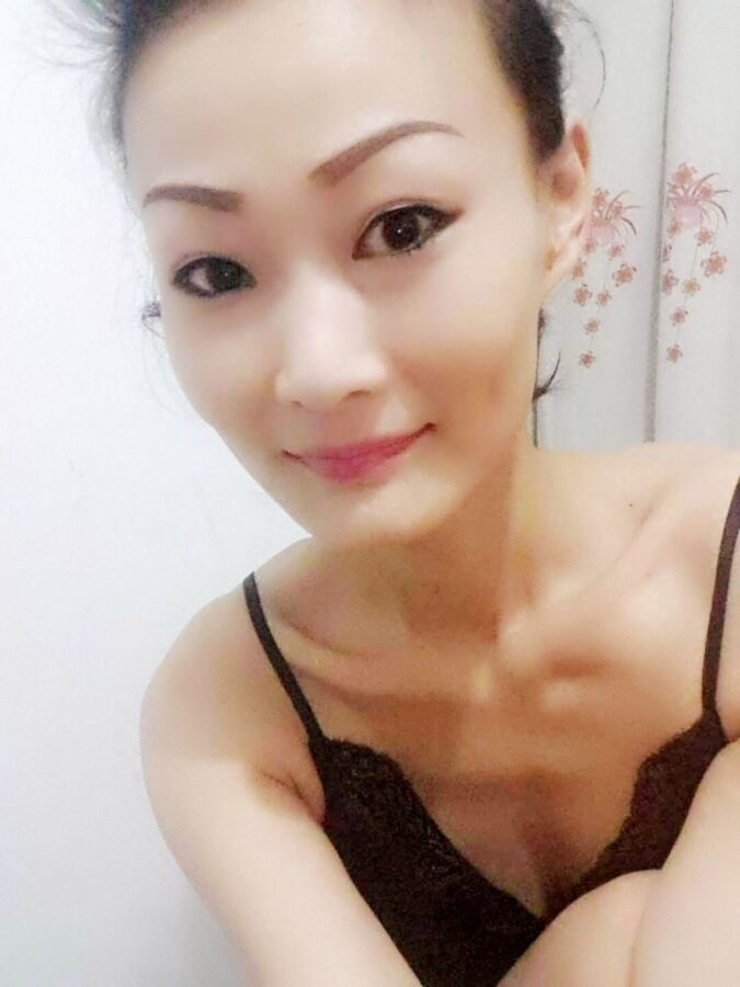 Free porn pics of Cute Chinese girls taking nude selfies 9 of 120 pics