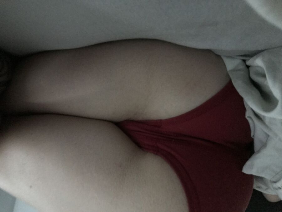 Free porn pics of Wife sleeping would you tap that? 5 of 6 pics