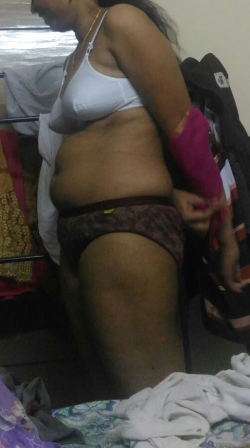Free porn pics of Indian Wife Radhika 19 of 39 pics