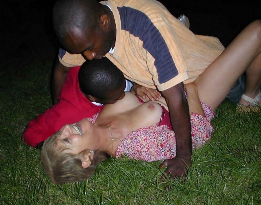 Outdoor barebackcumpigs wife black