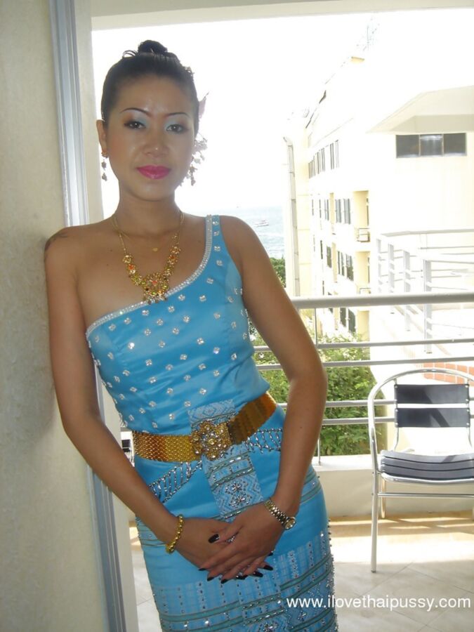 Free porn pics of FILIPINA WOMEN IN TRADITIONAL DRESS SHOWING NUDE 2 of 16 pics