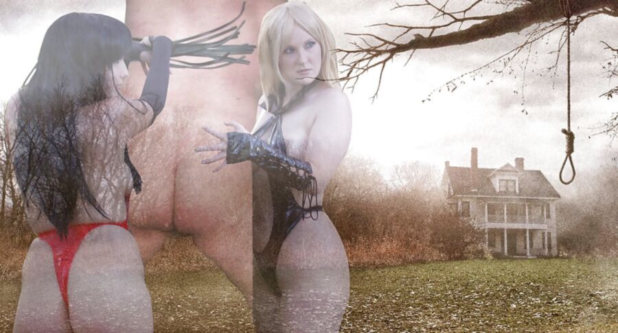 Free porn pics of slvesmac - with Vampirella 5 of 5 pics