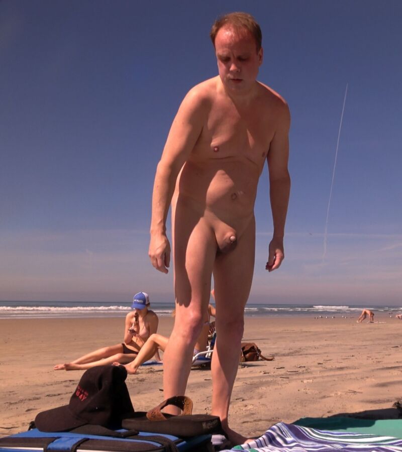 Free porn pics of SPH Beach Guy Super Tiny Dick from Vid Caps 8 of 30 pics