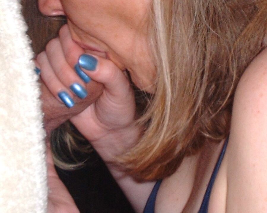 Free porn pics of Father & Daughter - Amie sucking her Dad see blue nail polish! 3 of 3 pics