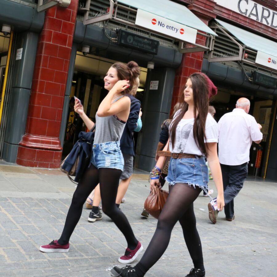 Free porn pics of london street candids 3 of 52 pics