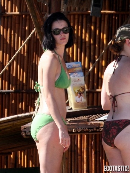 Free porn pics of Katy Perry - Green Bikini 10 of 32 pics