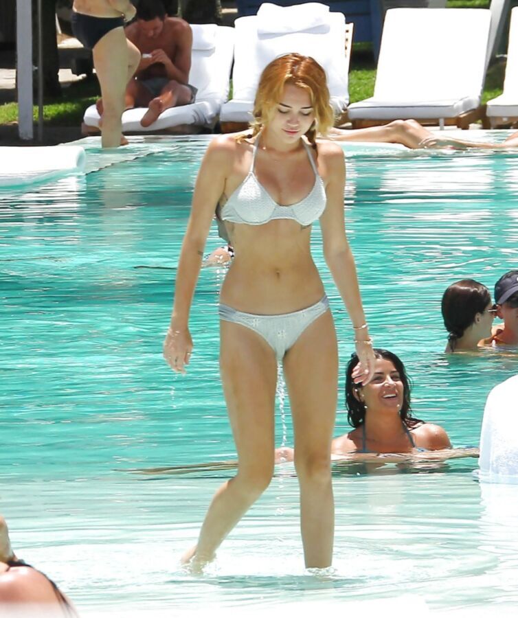 Free porn pics of Miley Cyrus - Bikini 8 of 10 pics