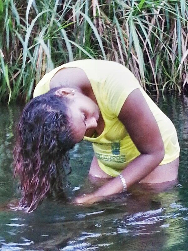 Free porn pics of In the river 6 of 10 pics