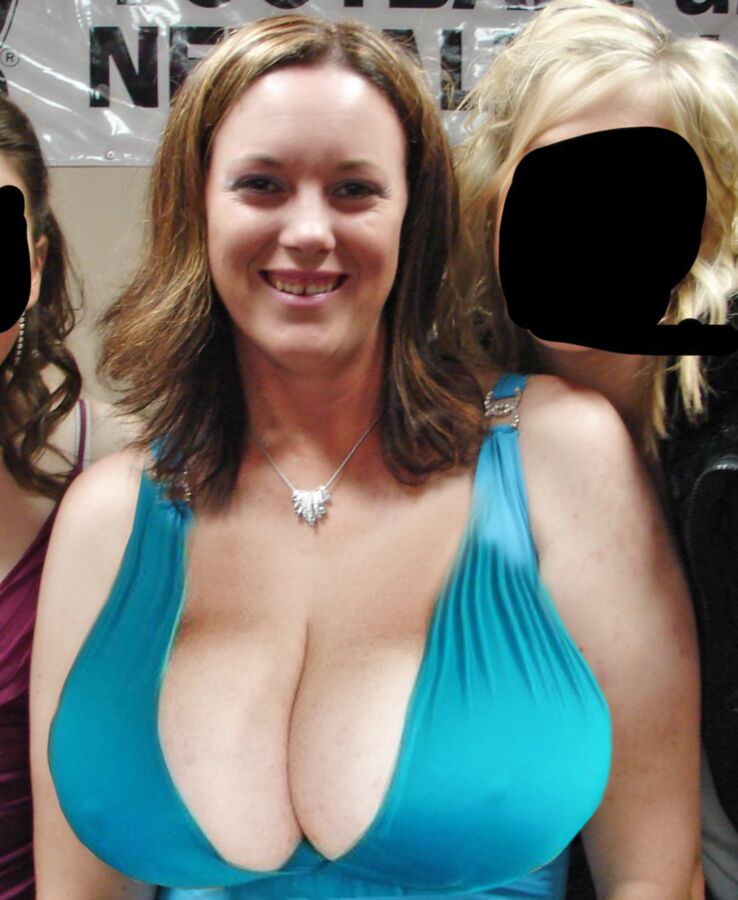 Free porn pics of Fakes - big cleavage 2 of 35 pics
