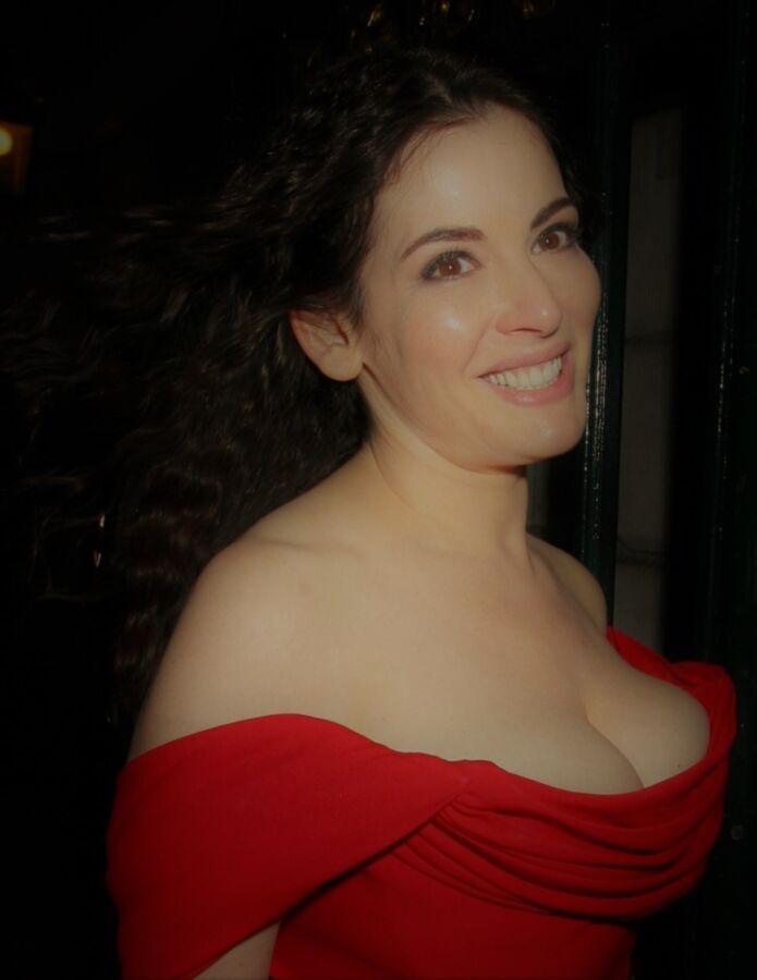 Free porn pics of Beautiful Nigella 14 of 14 pics