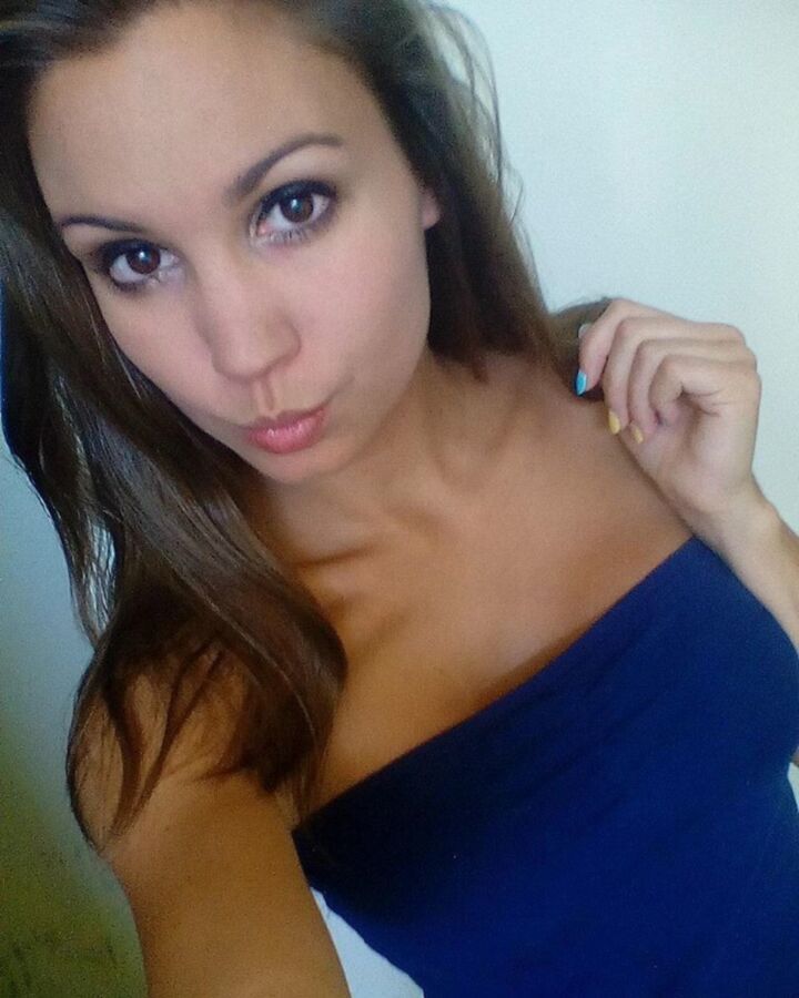 Free porn pics of please cumtribute me  3 of 3 pics