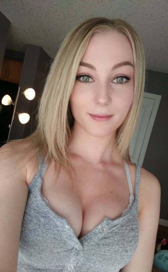 Free porn pics of STPeach twitch 11 of 22 pics