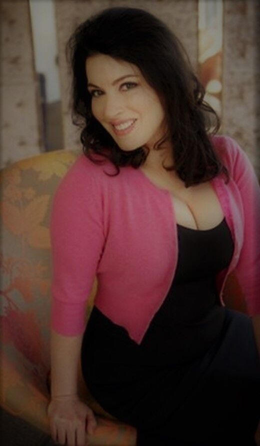 Free porn pics of Beautiful Nigella 13 of 14 pics