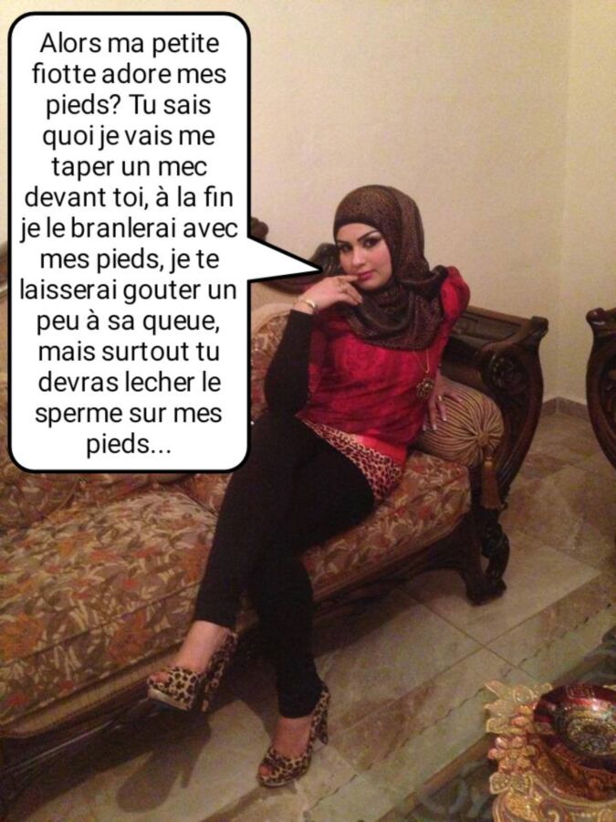 Free porn pics of French caption (Français) musulmanes voilées dominatrices. 2 of 5 pics