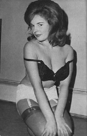 Free porn pics of UK Vintage Stockings Model Jane Paul 8 of 125 pics