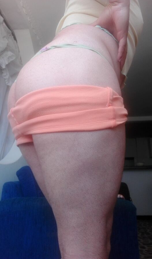 Free porn pics of Orange Shorts 9 of 17 pics