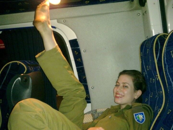 Free porn pics of Army girls and their stinky feet 11 of 20 pics