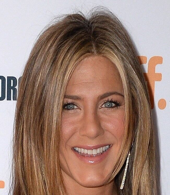 Free porn pics of JENNIFER ANISTON WANTS TO BE FRIENDS 10 of 116 pics