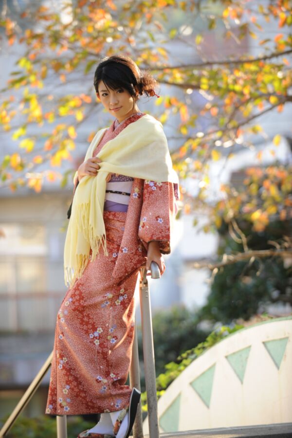 Free porn pics of kimono girl Saki Okuda 3 of 40 pics