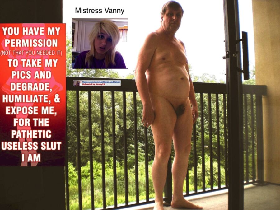 Free porn pics of whore Barry : property of Vanny 1 of 13 pics