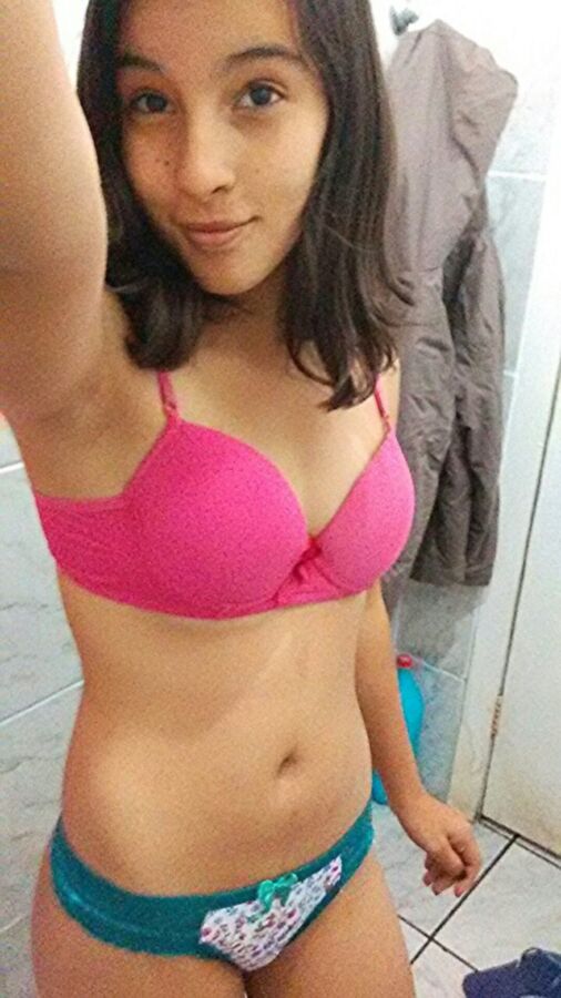 Free porn pics of THAIS COLOMBIAN 1 of 19 pics