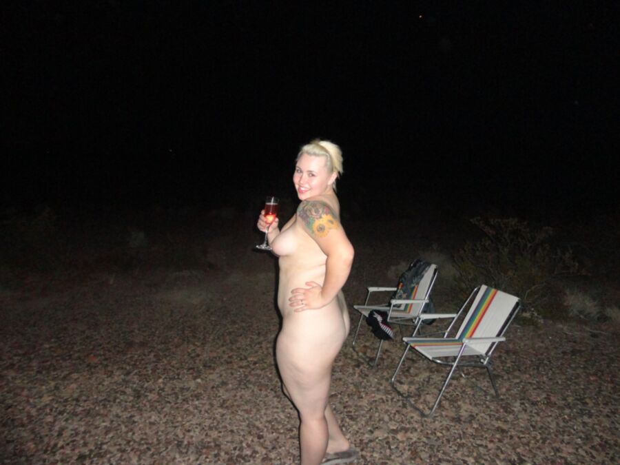 Free porn pics of Fourth of July night! So much fun! 3 of 5 pics