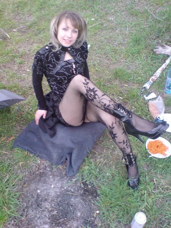 Free porn pics of Russian girl at a picnic 6 of 19 pics