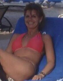 Free porn pics of Another favorite GILF 4 of 17 pics