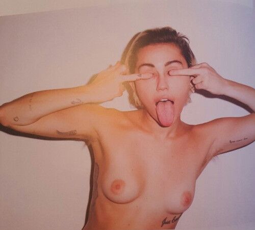Free porn pics of More Miley Cyrus 9 of 10 pics