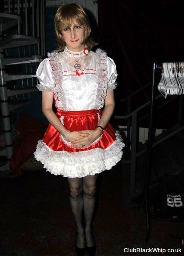 Free porn pics of Sissy Maids in Service   17 of 36 pics