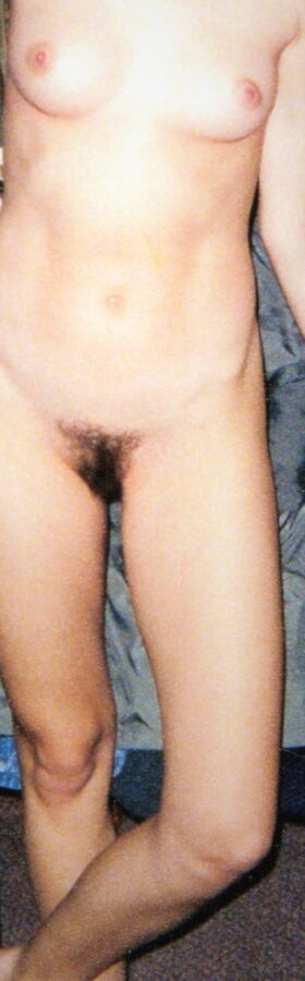 Free porn pics of Hairy girlfriend 4 of 9 pics