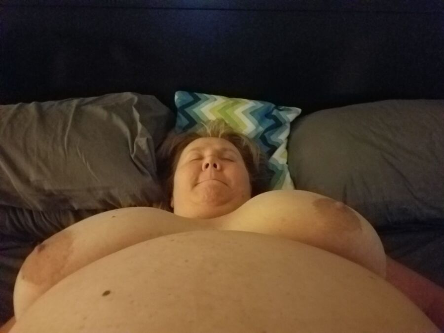 Free porn pics of BBW Busty Wench new! 14 of 20 pics