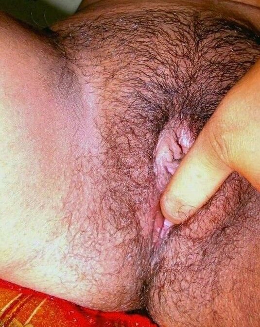 Free porn pics of Hairy masturbation 23 of 29 pics
