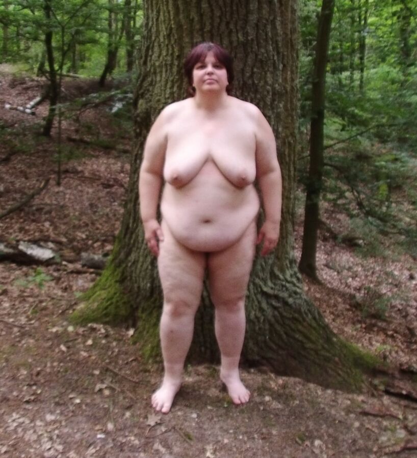 Free porn pics of Nackt im Wald 13 of 39 pics