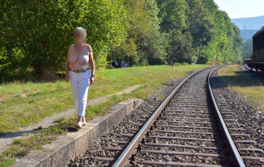 Free porn pics of German railroad station 10 of 11 pics