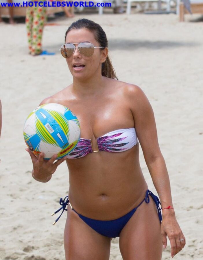 Free porn pics of Eva Longoria big boobs and butt in bikini 5 of 100 pics