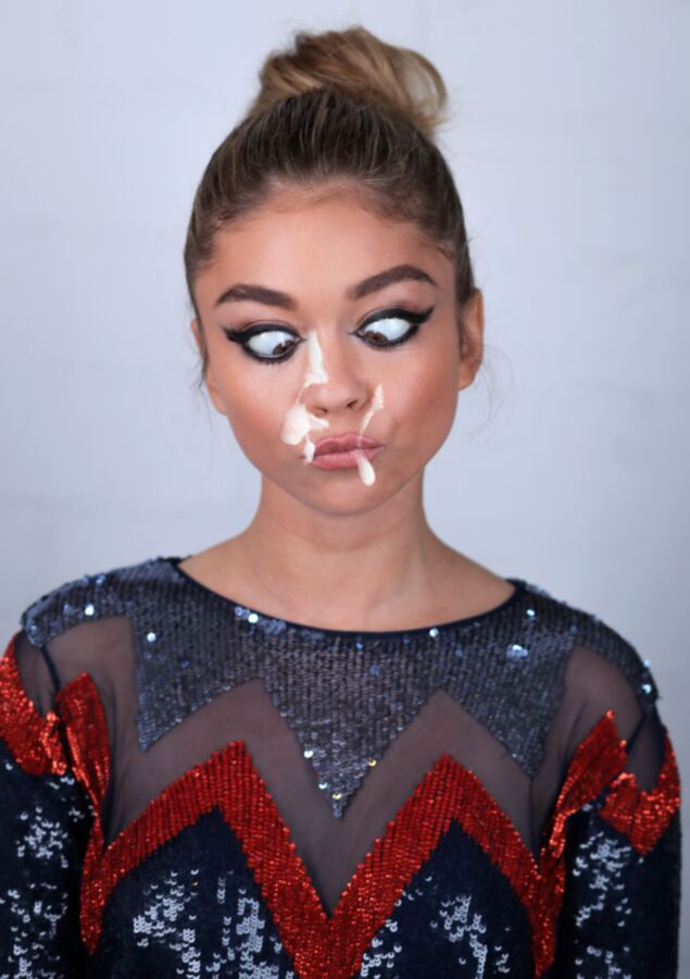 Free porn pics of Sarah Hyland Fakes 1 of 2 pics