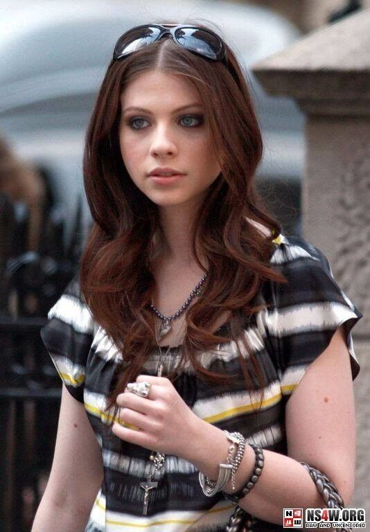 Free porn pics of Hmmm ....Michelle Trachtenberg 12 of 24 pics