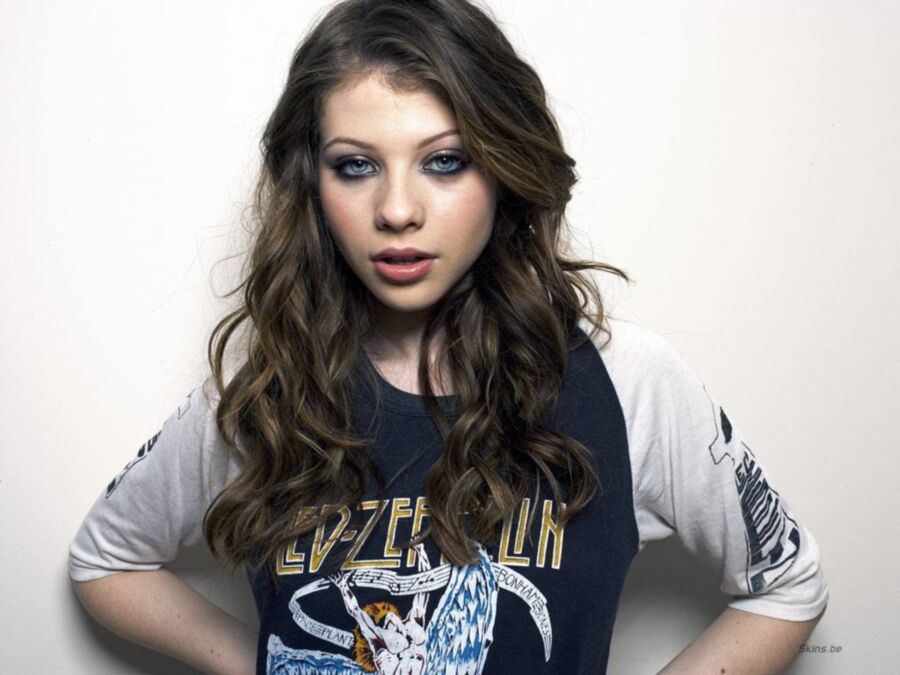 Free porn pics of Hmmm ....Michelle Trachtenberg 3 of 24 pics