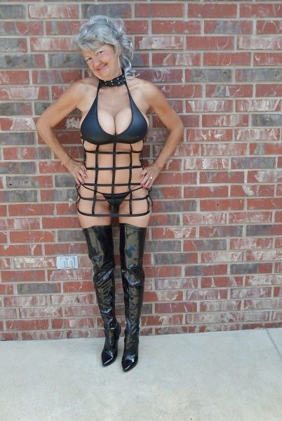 Free porn pics of Mature woman love BDSM 21 of 303 pics